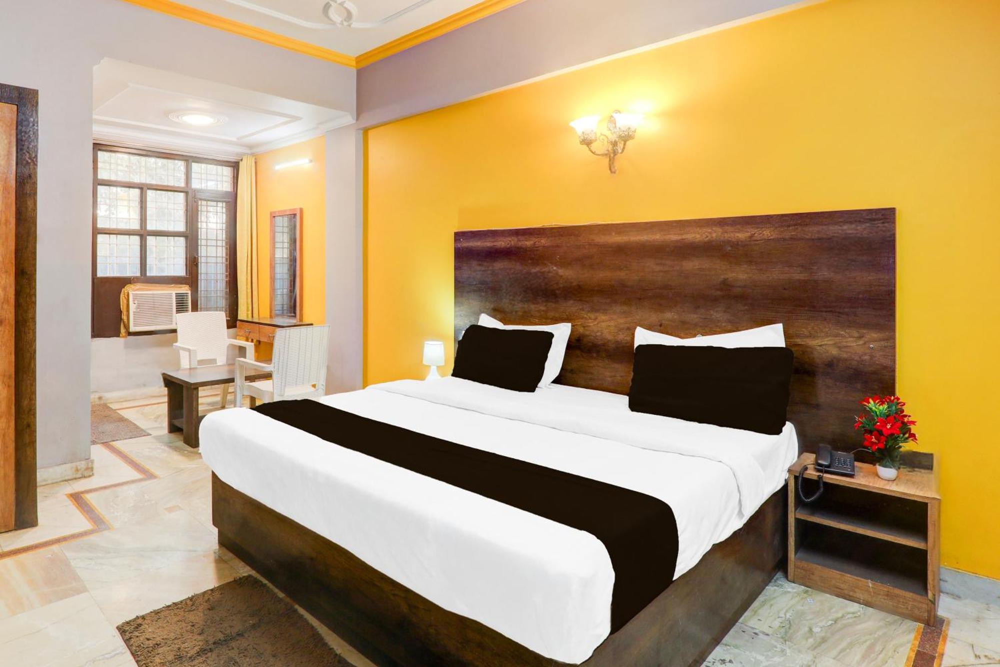 Super Hotel O Insaf Nagar Munshipuliya Formerly Vibrant Chinhat Exterior foto