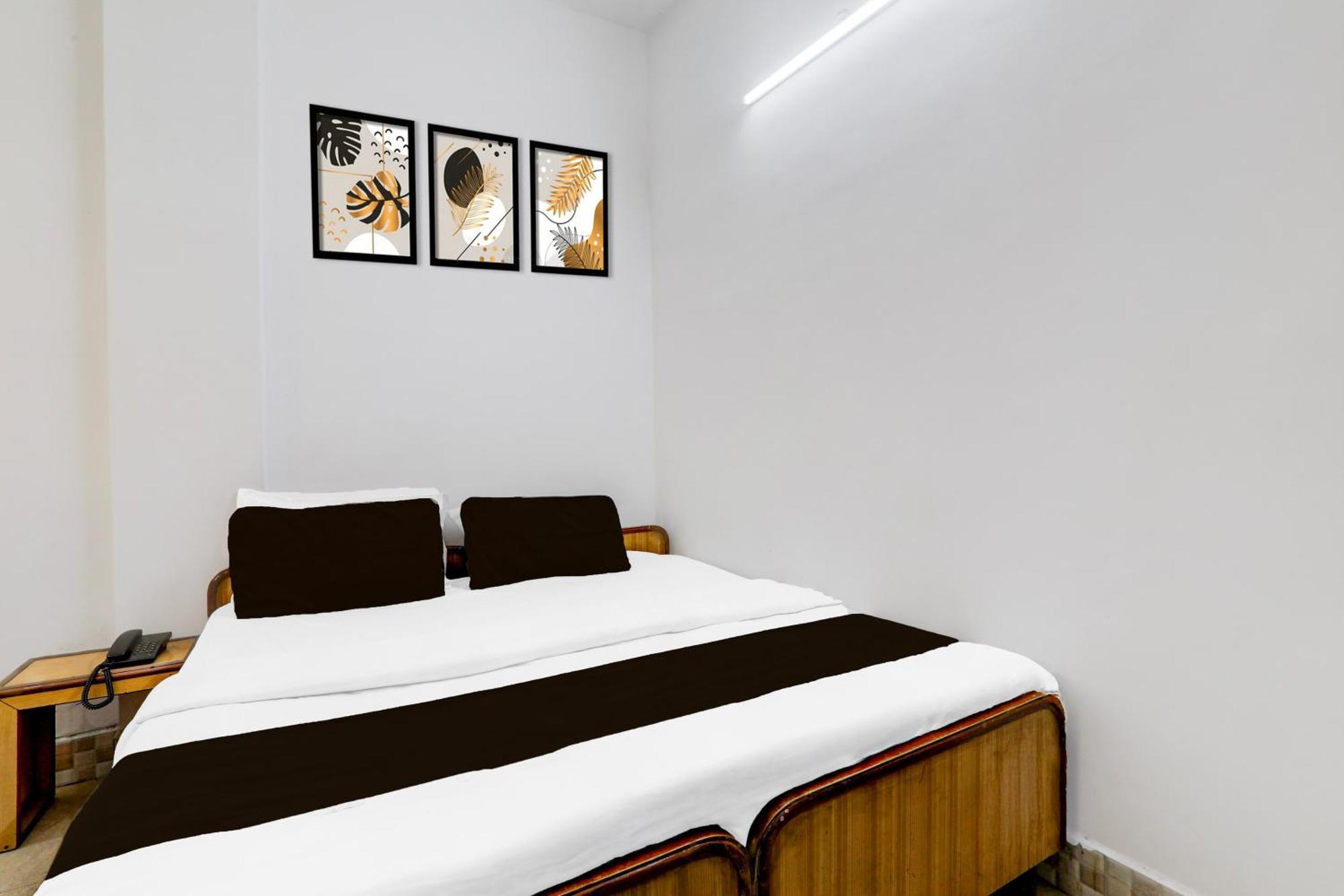 Super Hotel O Insaf Nagar Munshipuliya Formerly Vibrant Chinhat Exterior foto